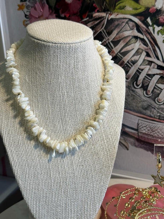 Artemiz Neckalce